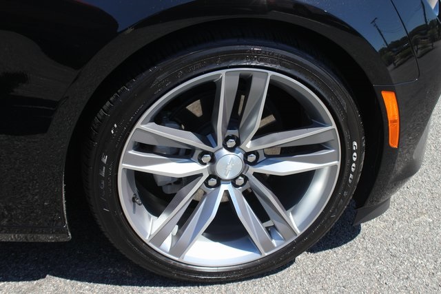 2016 Chevrolet Camaro 2LT photo 31