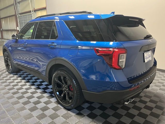 2020 Ford Explorer ST photo 3