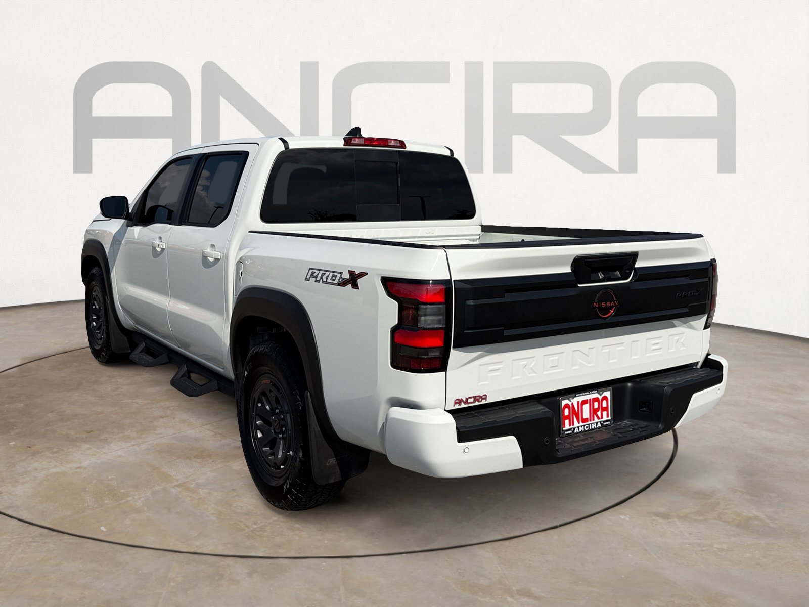 2025 Nissan Frontier PRO-X photo 4