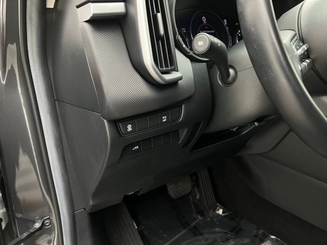 2025 Mazda CX-50 2.5 S Preferred photo 2