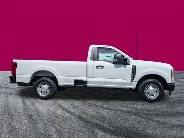 2026 Ford F-350 XL photo 2