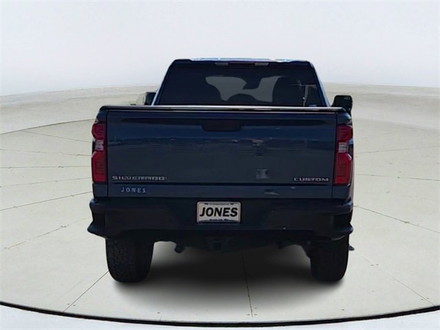 2024 Chevrolet Silverado 2500HD Custom photo 4