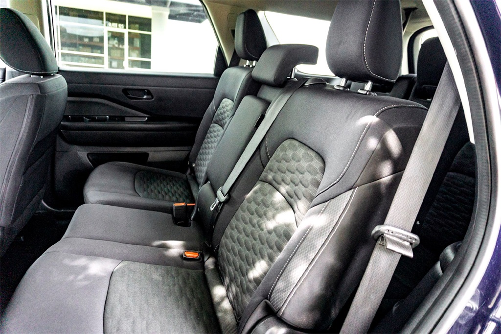 2024 Nissan Pathfinder SV photo 26