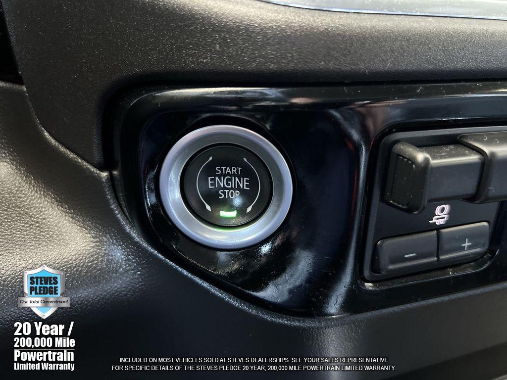 2023 Chevrolet Silverado 1500 LTZ photo 18