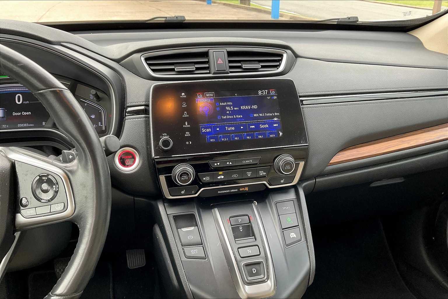 2022 Honda CR-V Hybrid Touring photo 6