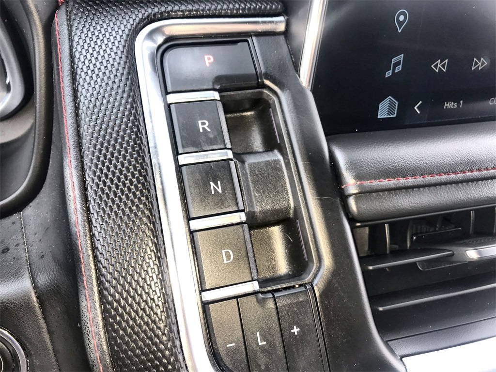 2022 Chevrolet Tahoe RST photo 18