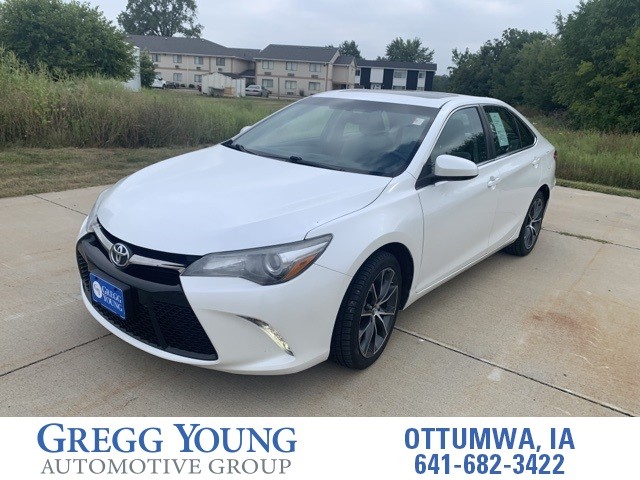 Used 2016 Toyota Camry XSE 4D Sedan White for Sale in Omaha | #9T1255A