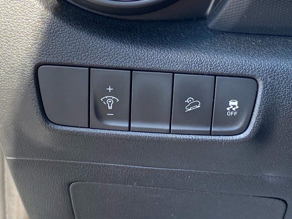 2022 Hyundai Kona SEL photo 20