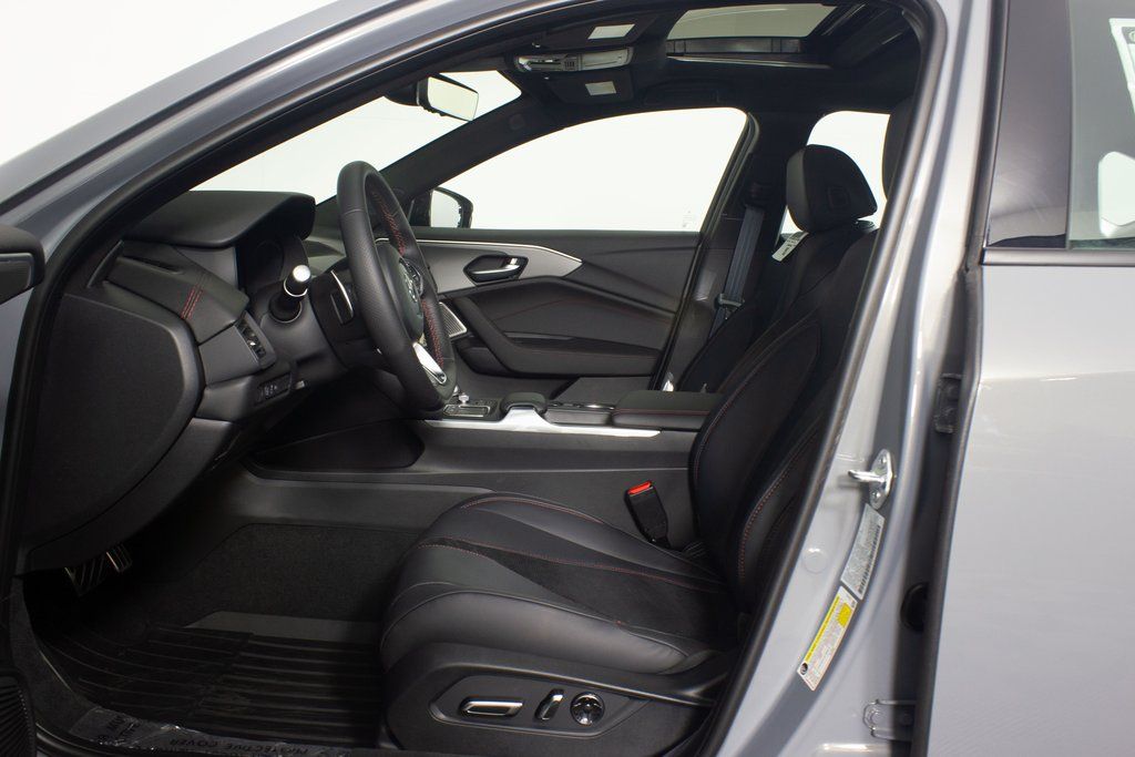 2025 Acura TLX SH-AWD A-Spec photo 5