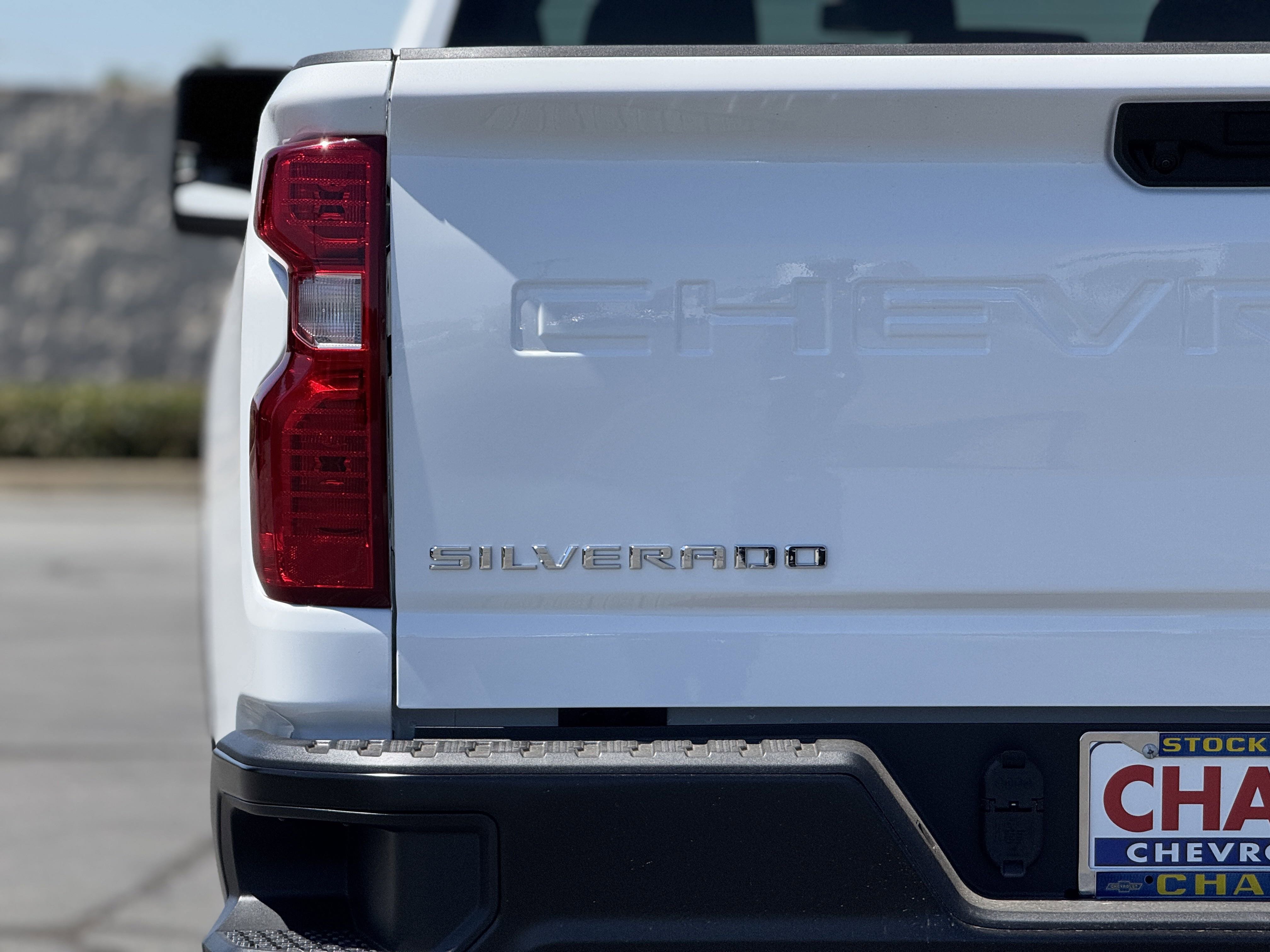 2025 Chevrolet Silverado 2500HD photo 6