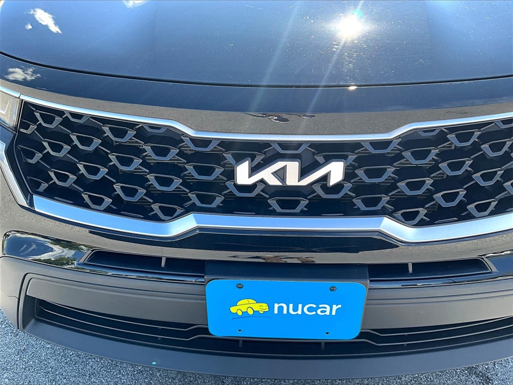 2022 Kia Sorento LX photo 31