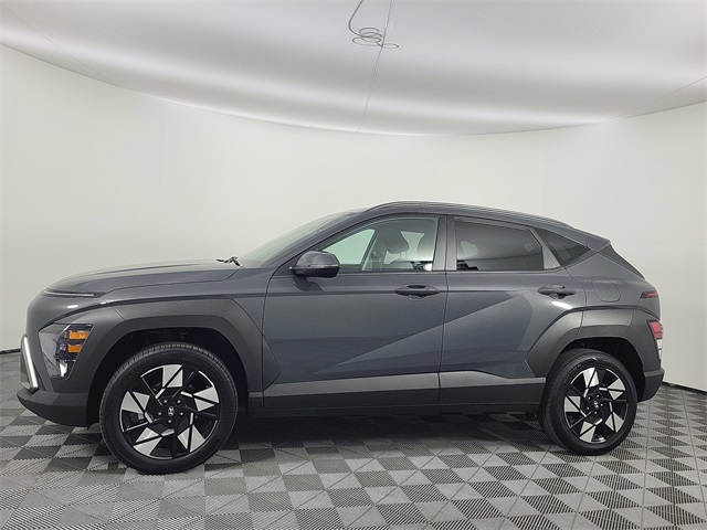 2024 Hyundai Kona SEL photo 2