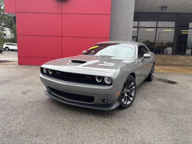 2023 Dodge Challenger R/T Scat Pack photo 2