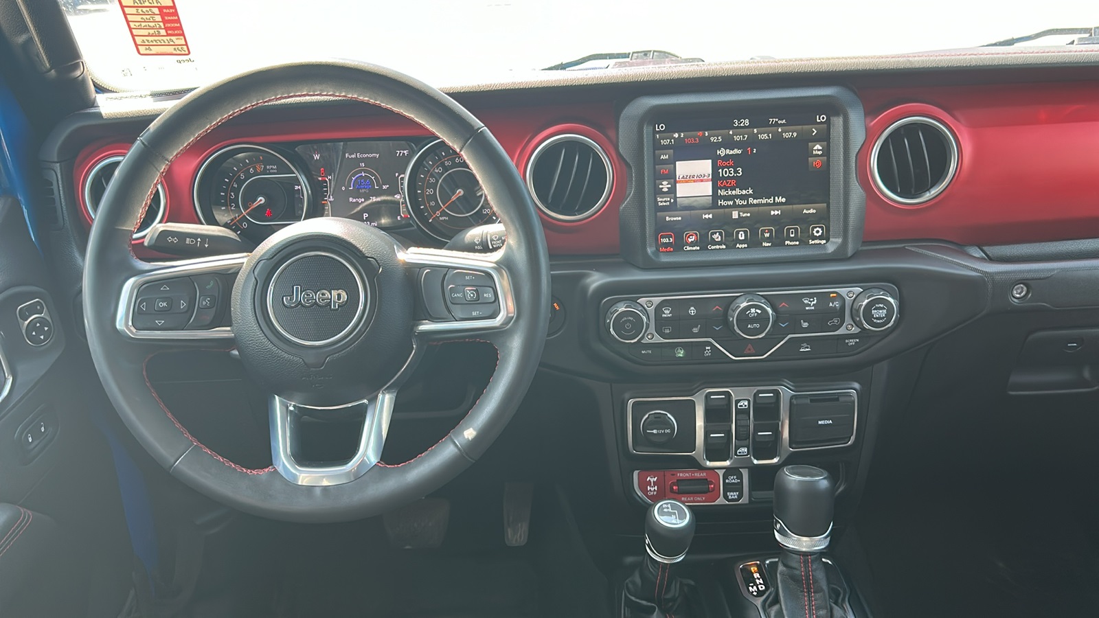2023 Jeep Gladiator Rubicon photo 12