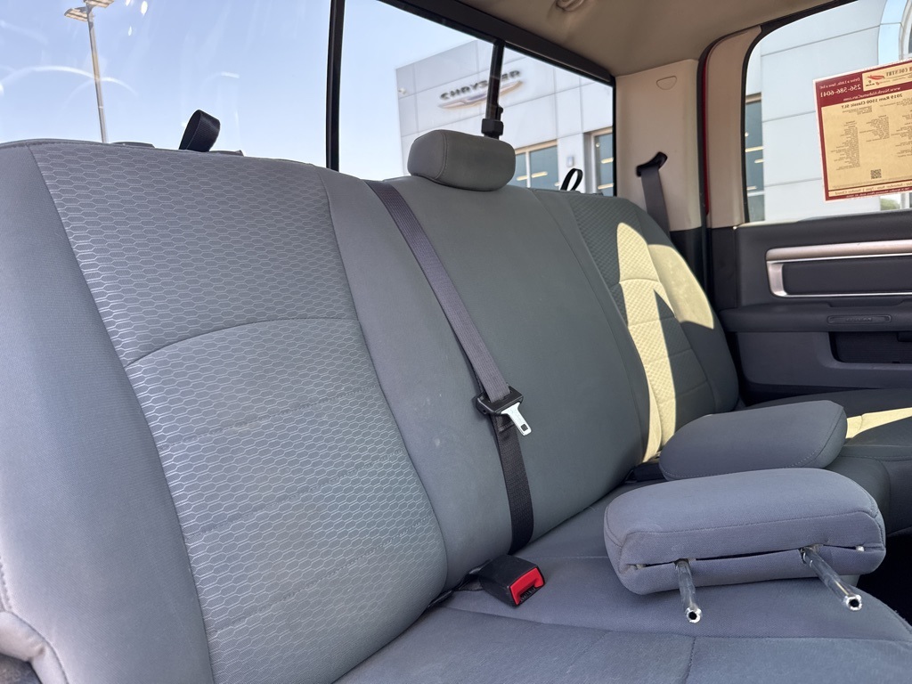 2019 Ram 1500 Classic SLT photo 26