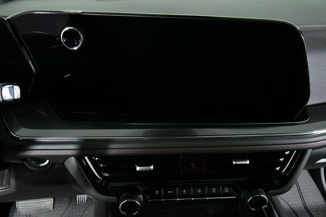 2026 Chevrolet Suburban RST photo 3