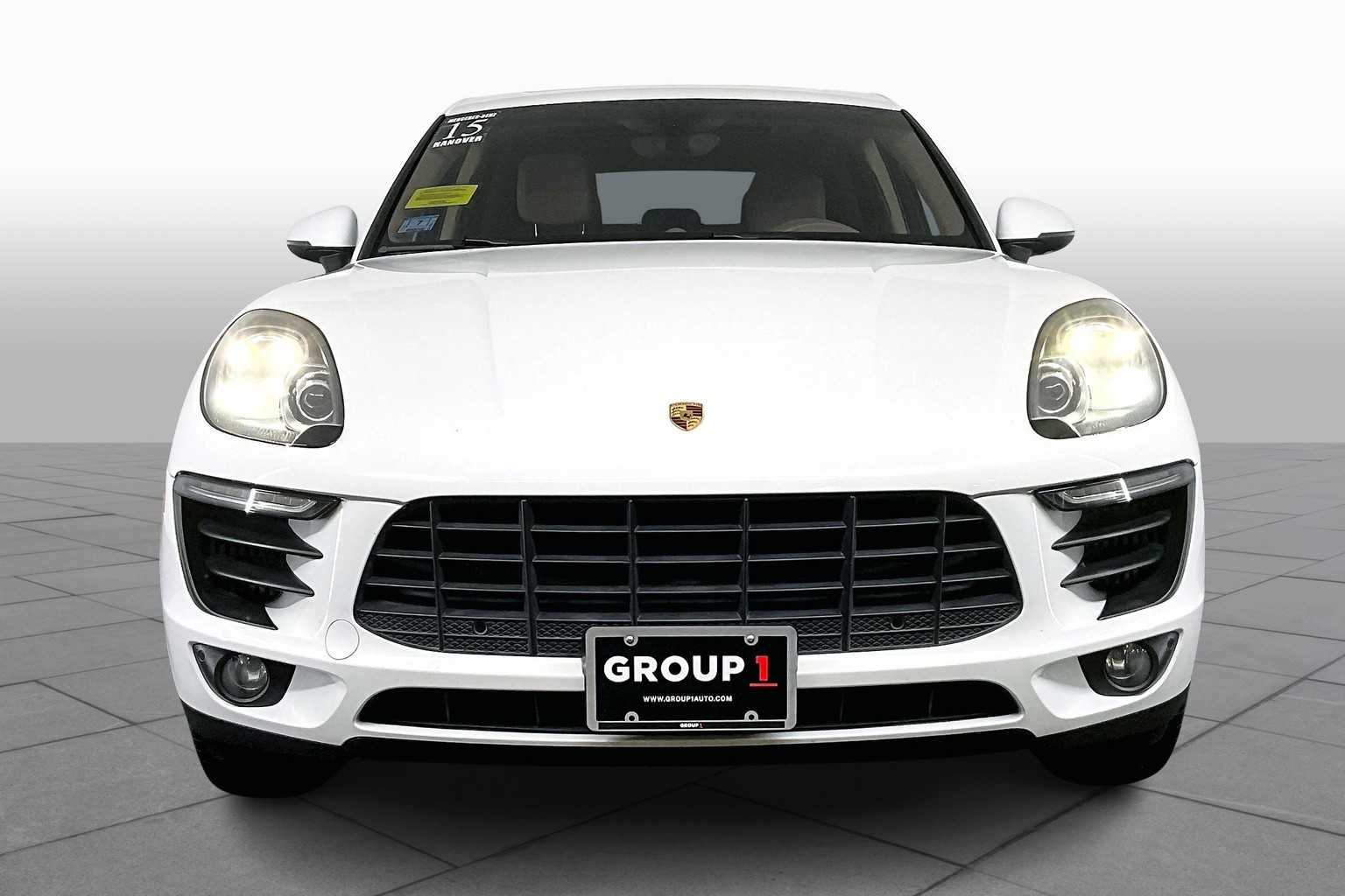 2015 Porsche Macan S photo 3