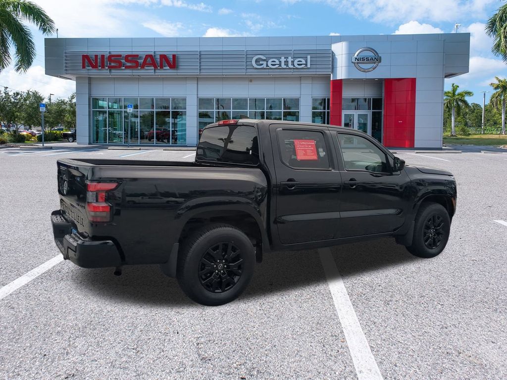 2023 Nissan Frontier SV photo 4