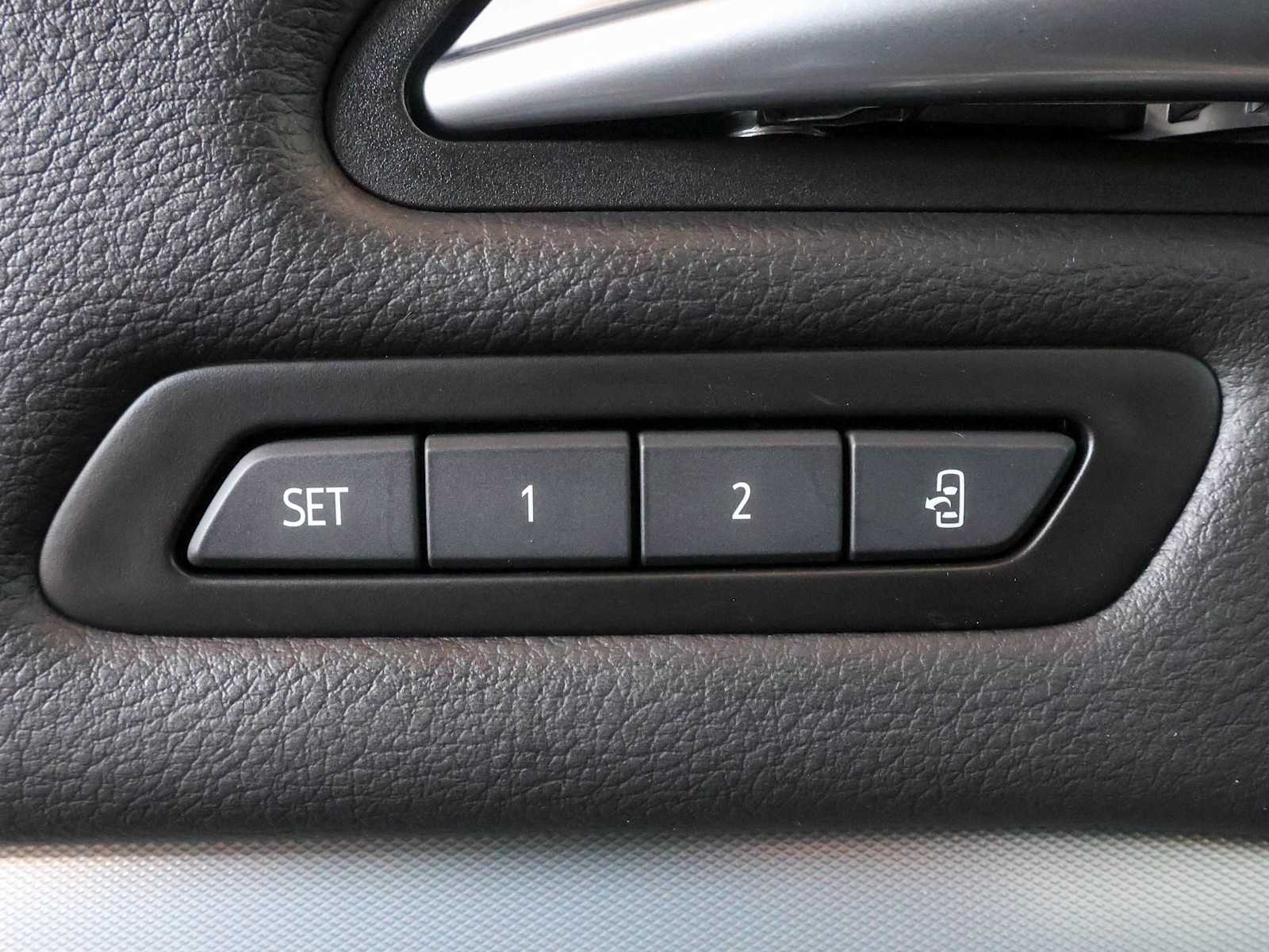 2023 Cadillac XT4 Premium Luxury photo 12