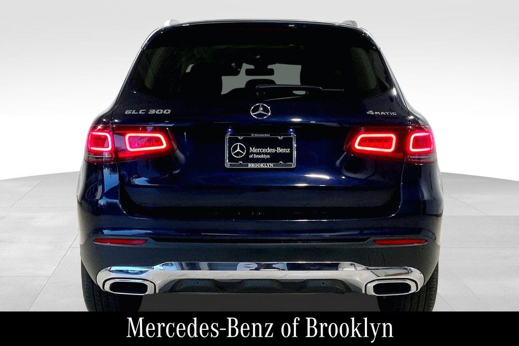 2021 Mercedes Benz GLC 300 4MATIC photo 4