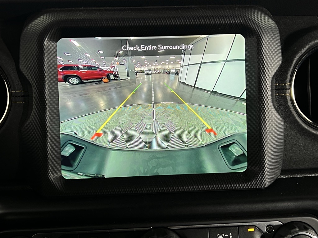 2022 Jeep Gladiator High Altitude photo 17