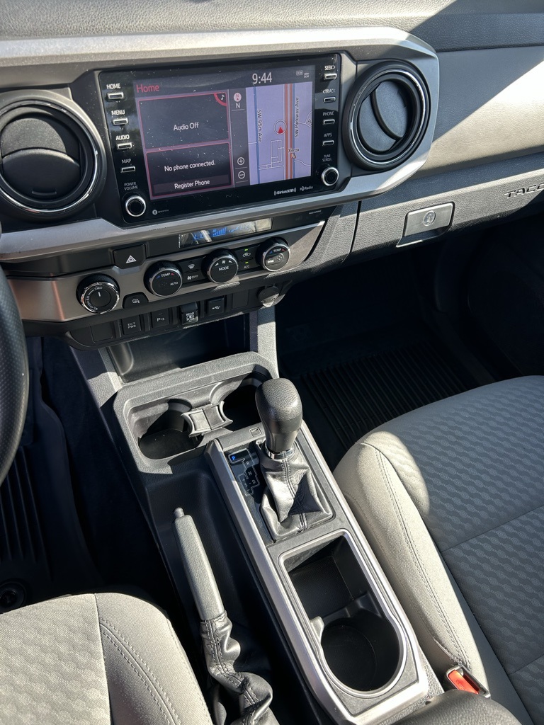 2021 Toyota Tacoma SR5 photo 18