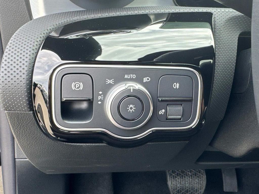2024 Mercedes Benz CLA 250 4MATIC photo 26