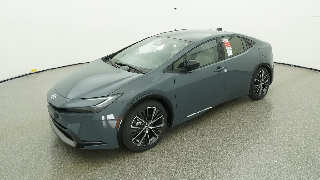 2026 Toyota Prius Limited's photo