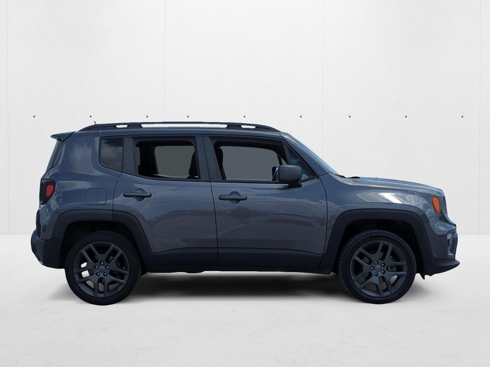 2021 Jeep Renegade Latitude photo 4