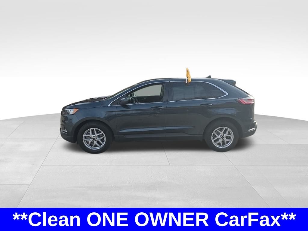 2024 Ford Edge SEL photo 4