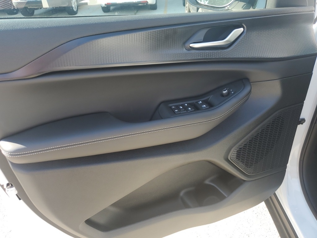 2025 Jeep Grand Cherokee Altitude X photo 10