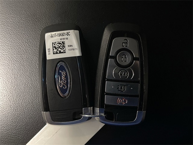 2023 Ford Explorer XLT photo 34