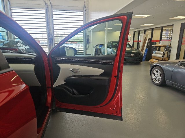 Used 2023 RED Hyundai SEL image 15