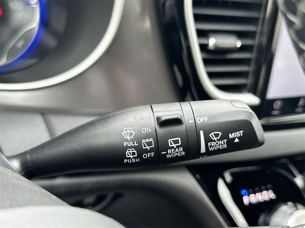 2025 Chrysler Voyager LX photo 25