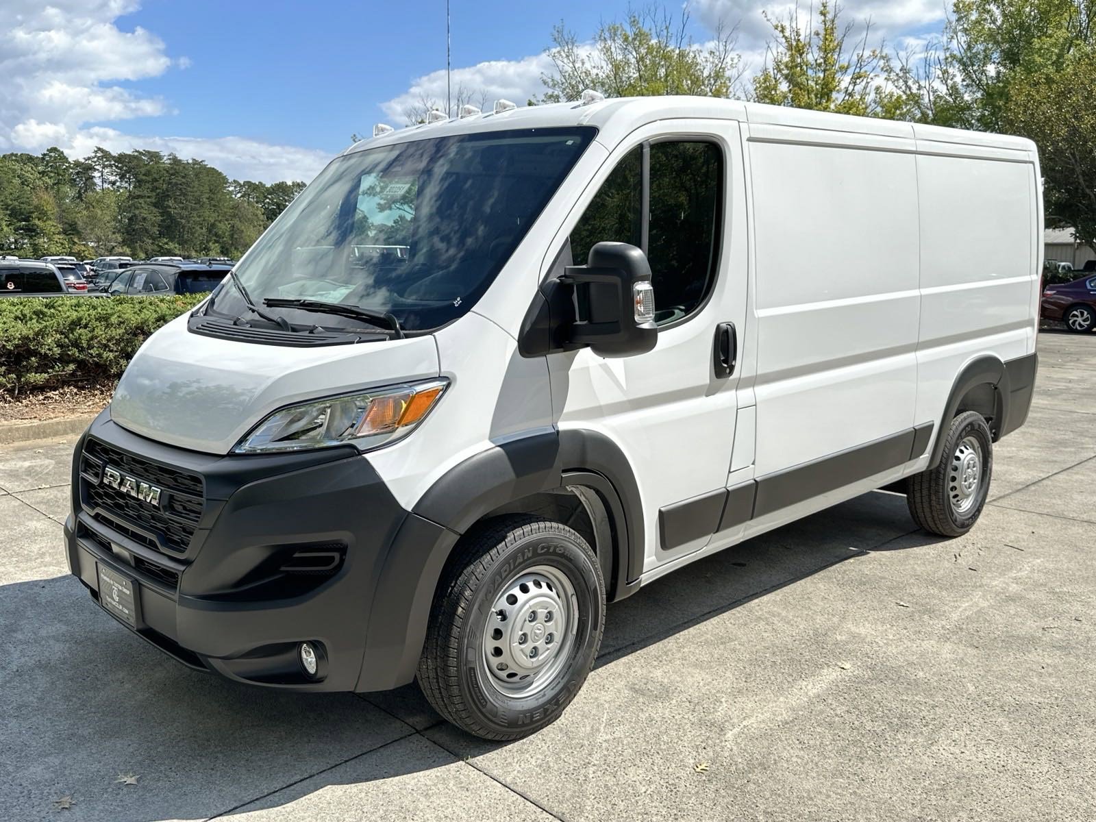 2024 Ram ProMaster 1500 Tradesman photo 4