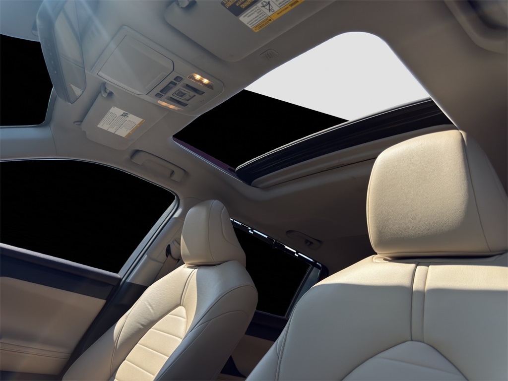 2022 Toyota Highlander XLE photo 32