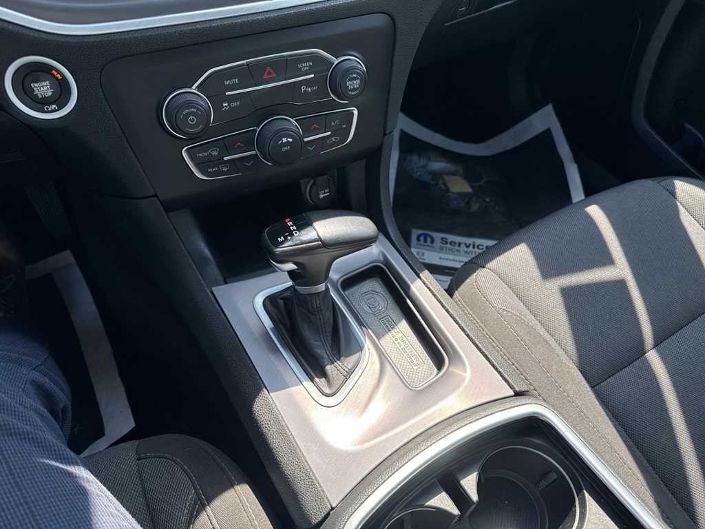 2022 Dodge Charger SXT photo 15