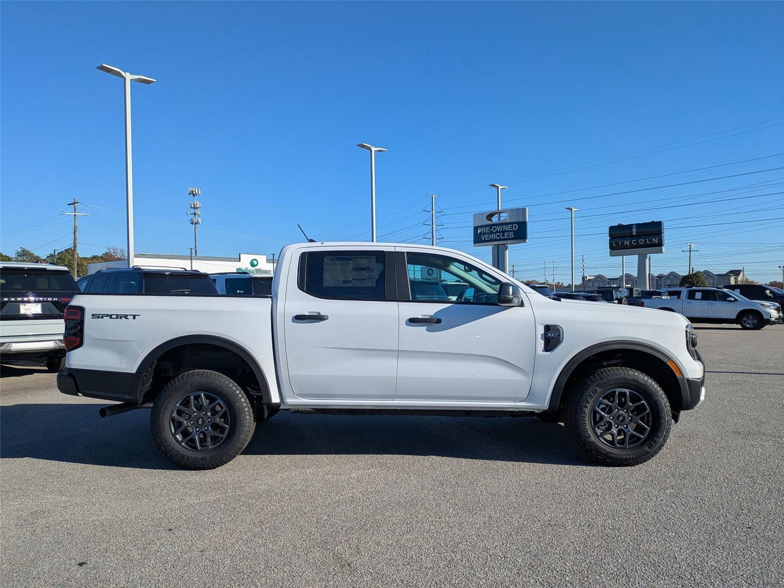 2025 Ford Ranger XLT photo 3