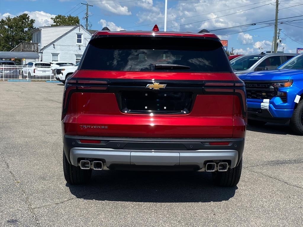 2026 Chevrolet Traverse photo 3