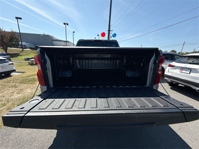 2025 Chevrolet Silverado 1500 LT photo 19