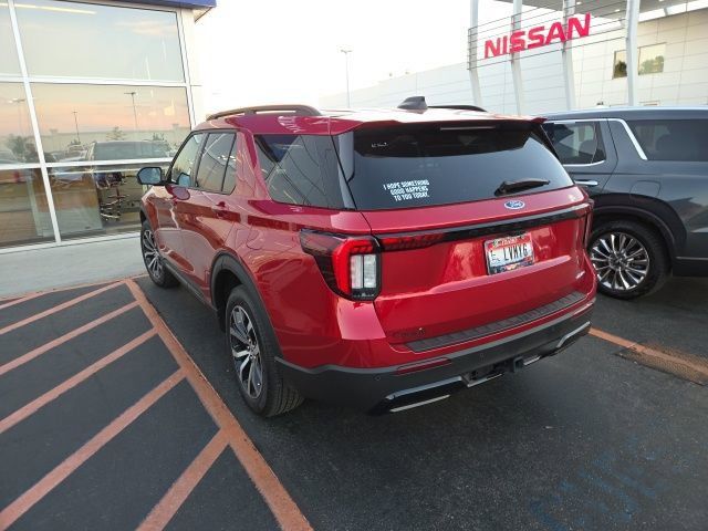 2025 Ford Explorer ST-Line photo 3