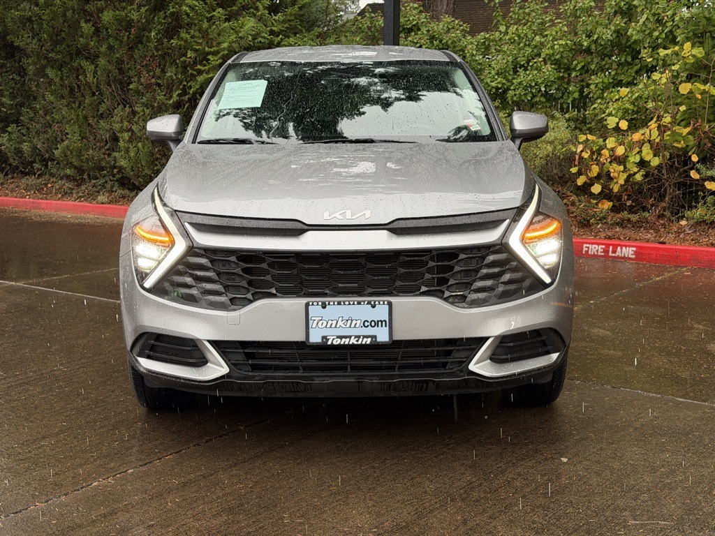 2024 Kia Sportage LX photo 3