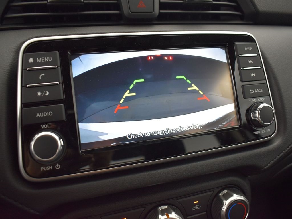2025 Nissan Versa 1.6 S photo 25