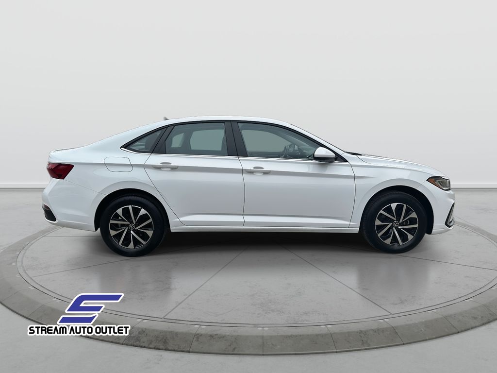 2025 Volkswagen Jetta 1.5T S photo 4
