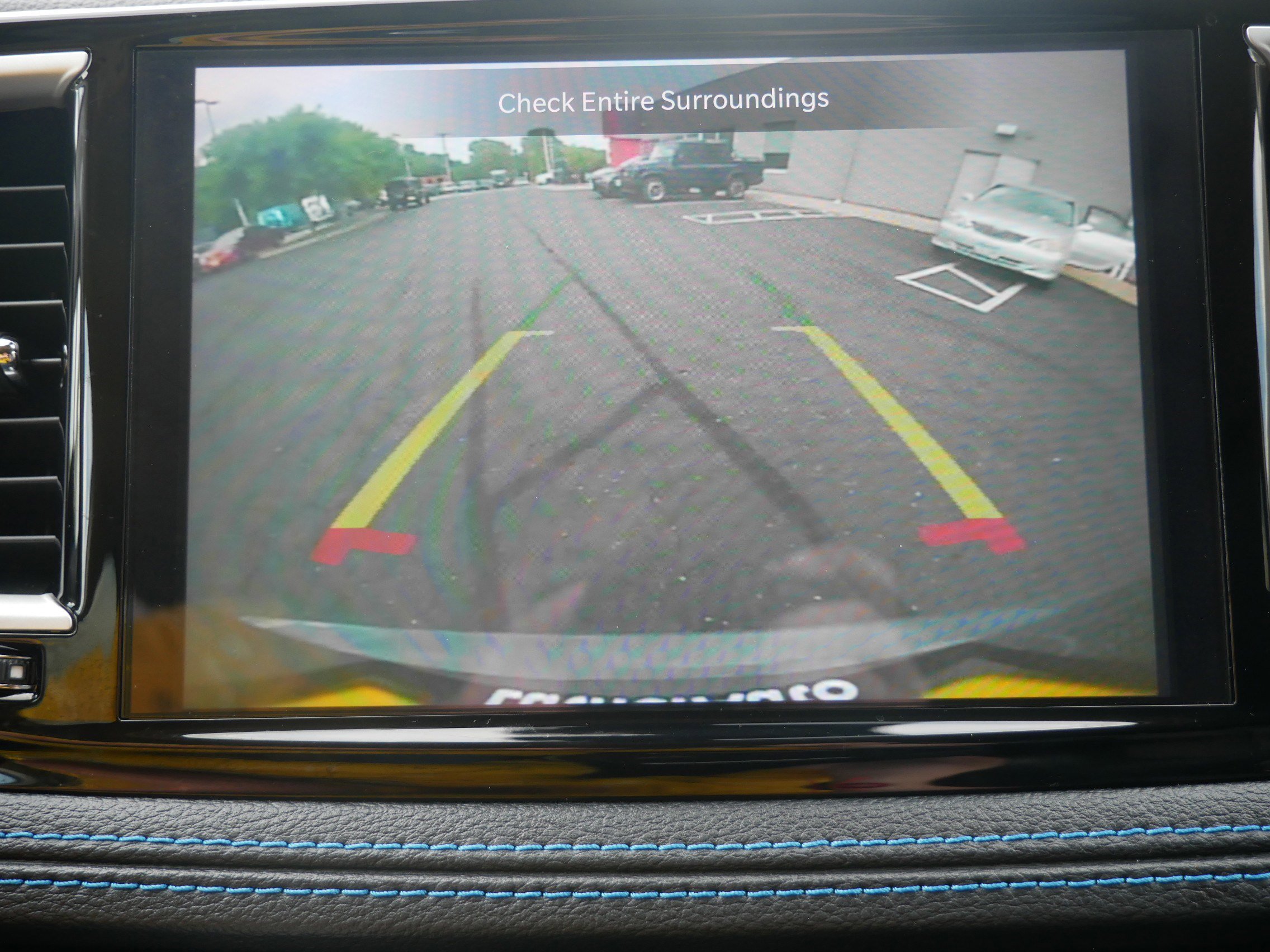 2021 Chrysler Pacifica Touring L photo 19