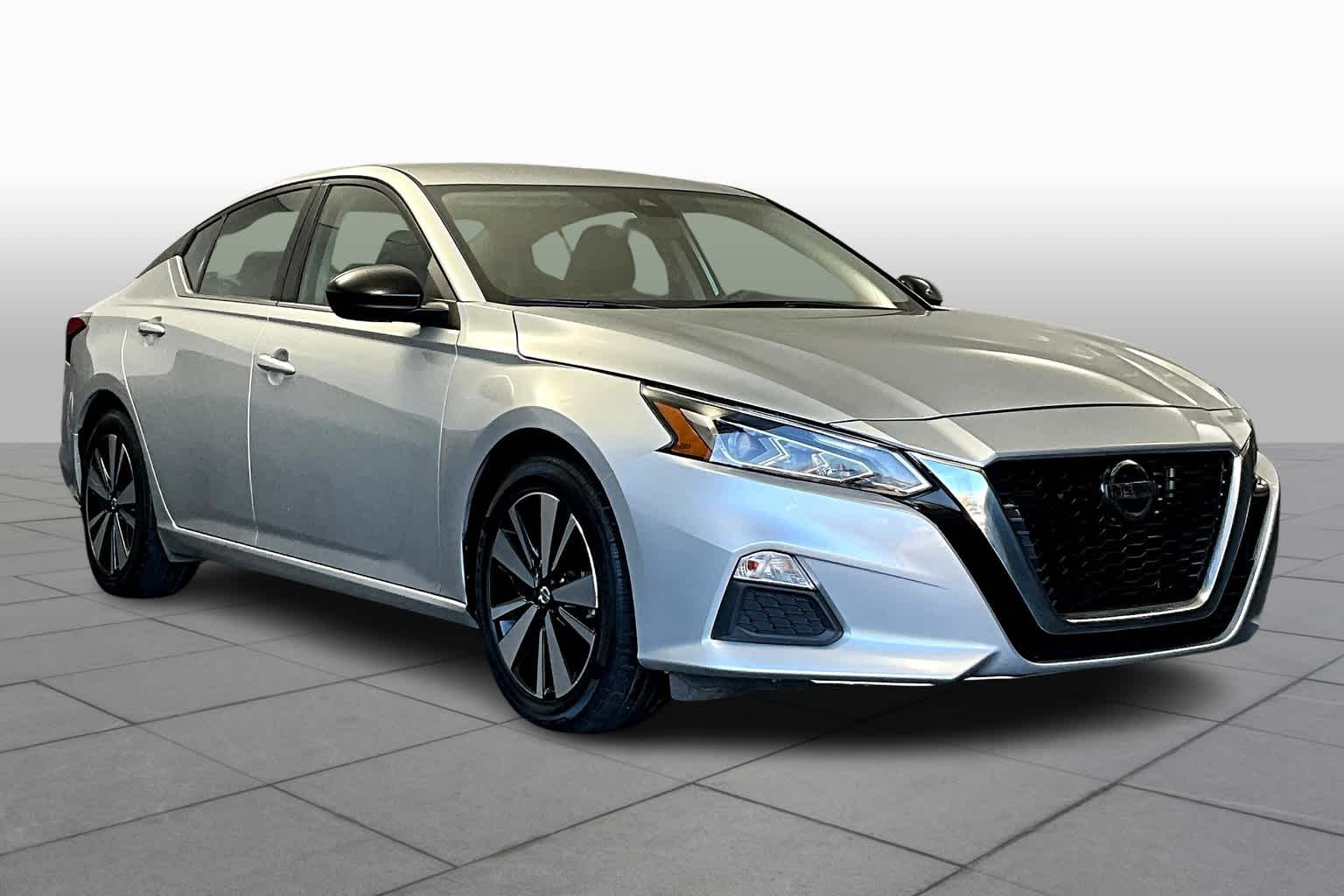 Used 2022 Nissan Altima SR with VIN 1N4BL4CV9NN356316 for sale in Stafford, TX