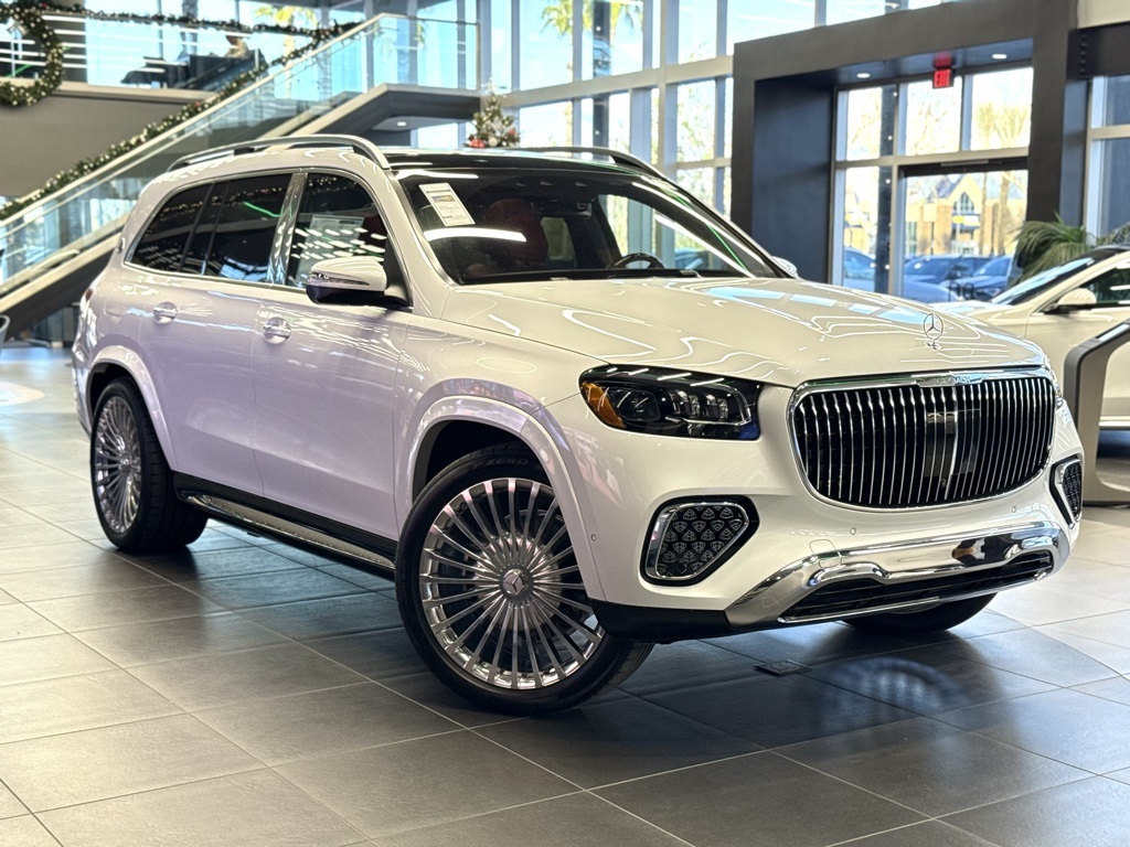 2026 Mercedes-Benz GLS Maybach's photo