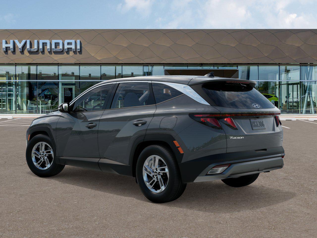 2026 Hyundai Tucson SE photo 4