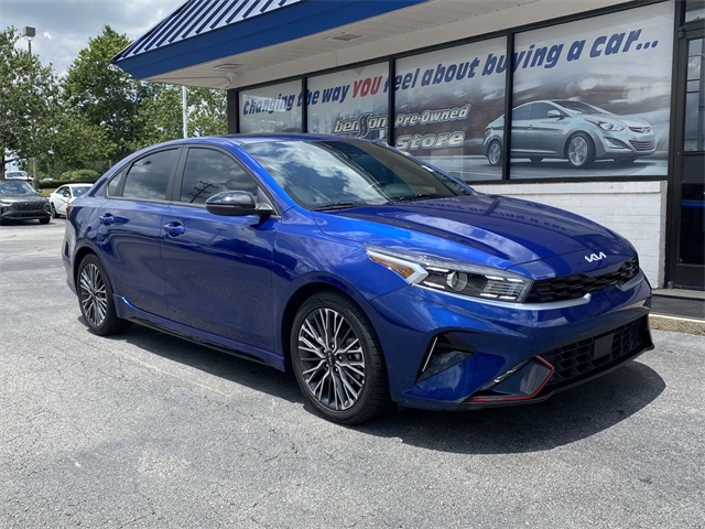 2024 Kia Forte GT-Line photo 2