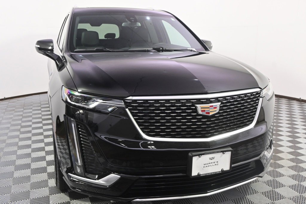 2025 Cadillac XT6 Luxury photo 9